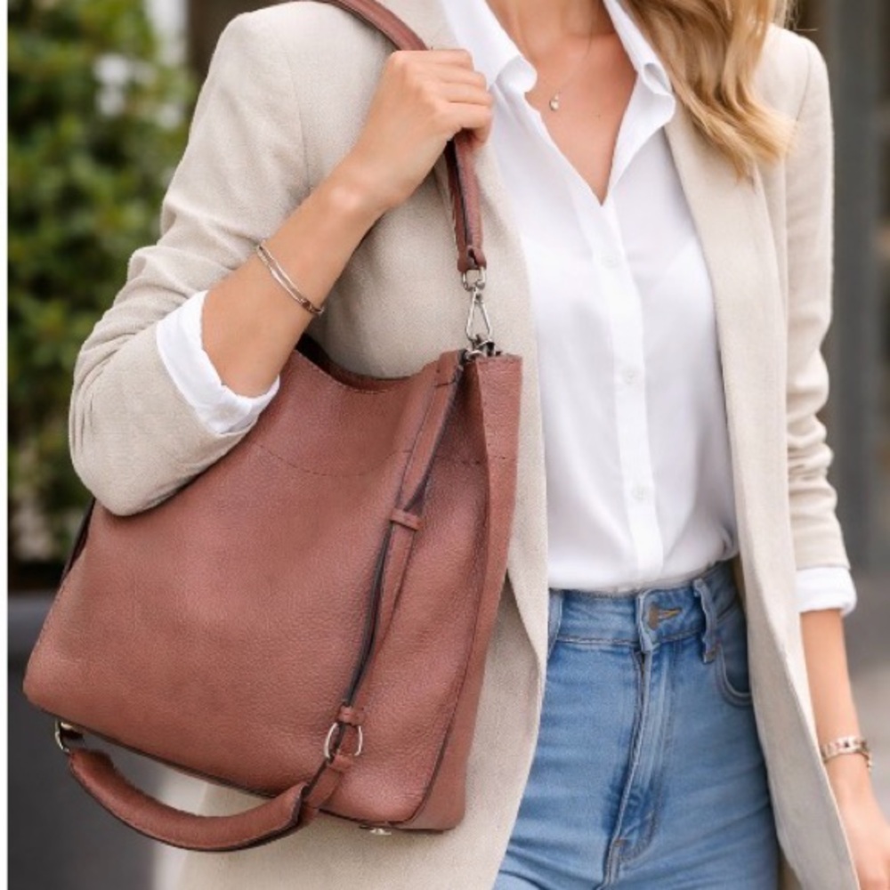 FENDI Selleria Shoulder bag - Picture 4 of 15